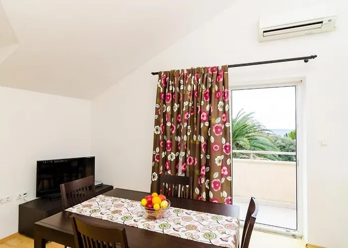 Apartment Nikola *