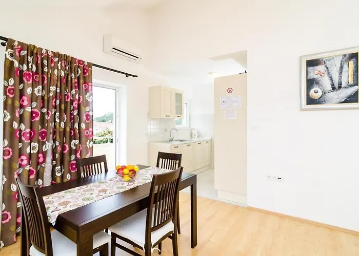 Nikola Ντουμπρόβνικ